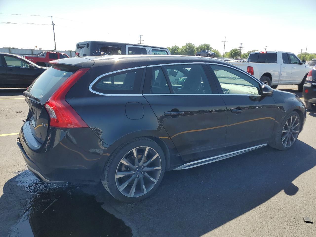 VOLVO V60 PREMIER