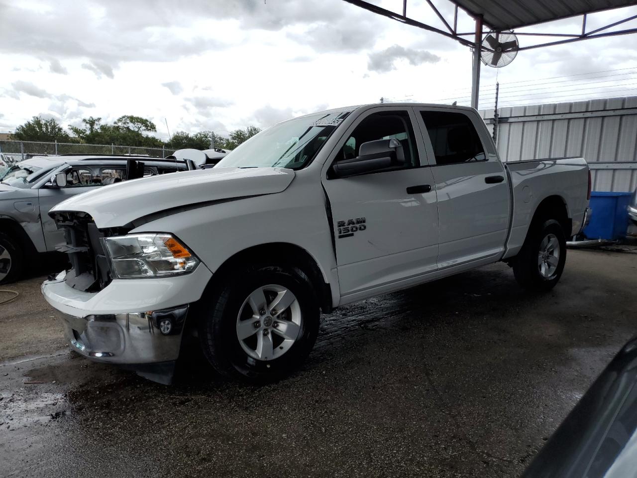 RAM 1500 SLT