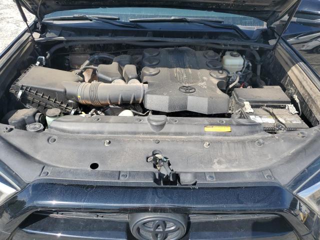2019 TOYOTA 4RUNNER SR - JTEBU5JR6K5687378