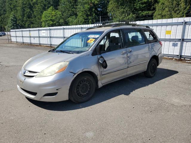 TOYOTA SIENNA CE