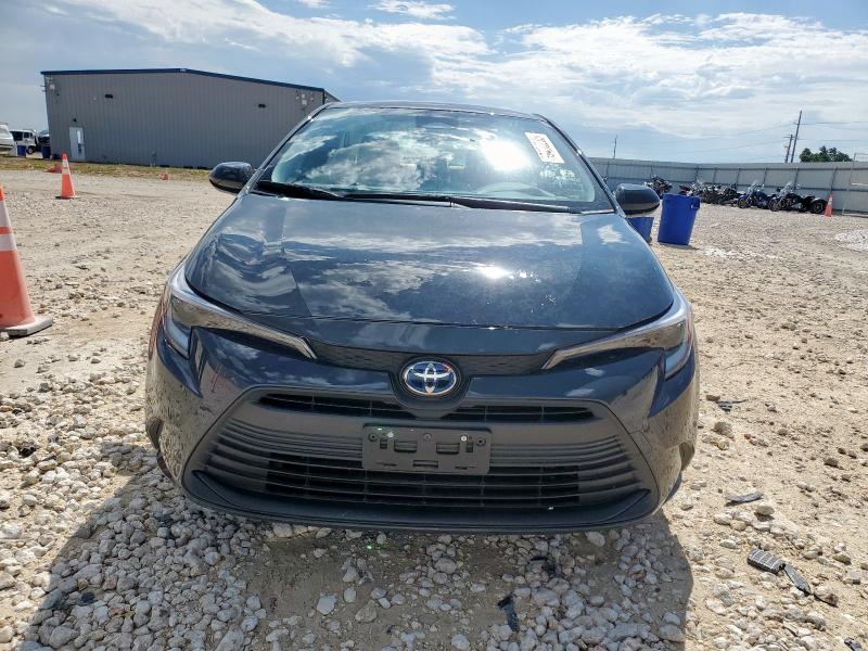 2024 TOYOTA COROLLA LE JTDBCMFE6R3054084