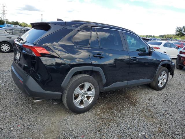 2021 TOYOTA RAV4 XLE - JTMW1RFV9MD066768