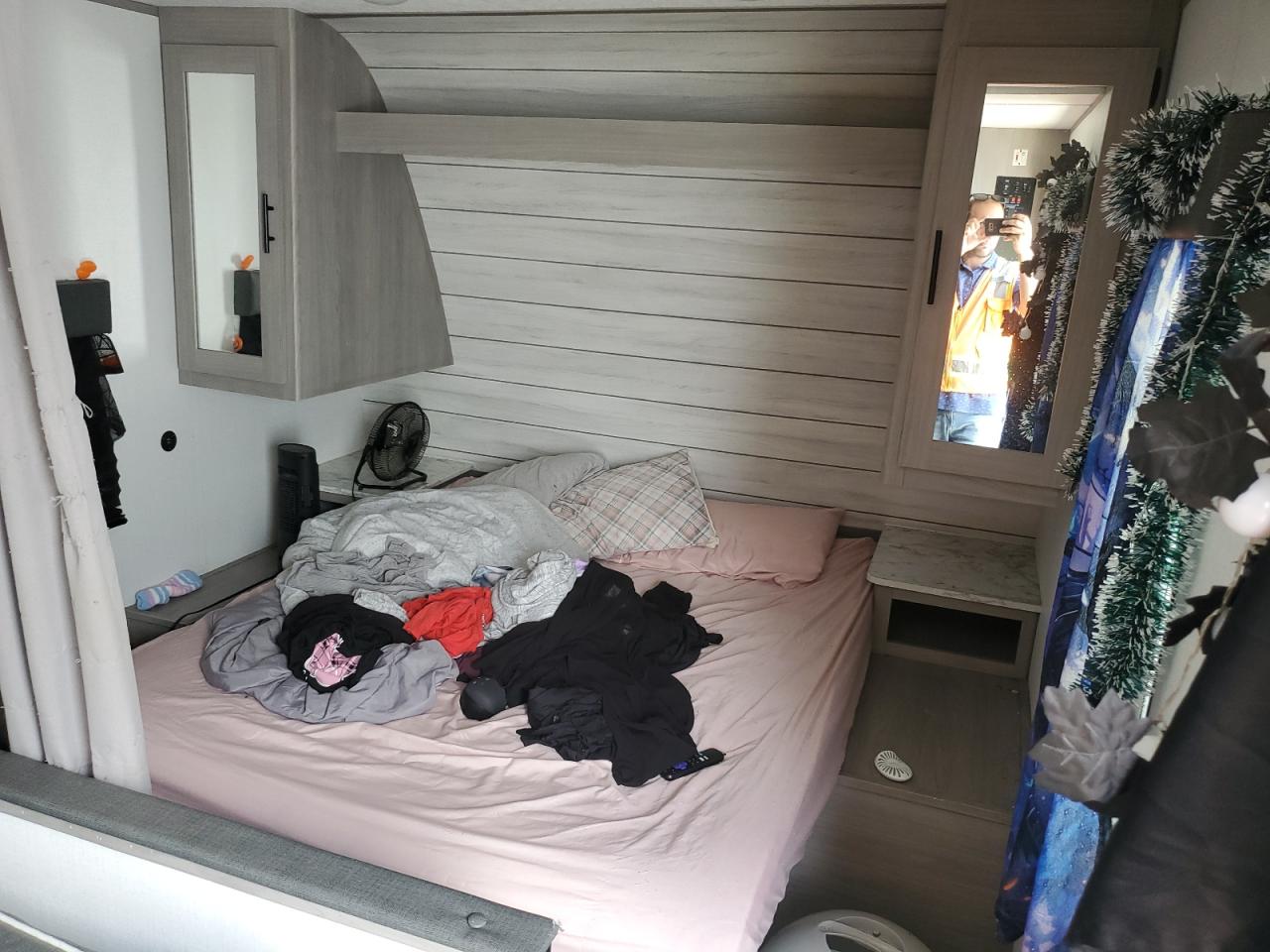 Lot #3275645790 2024 COLEMAN 274BH