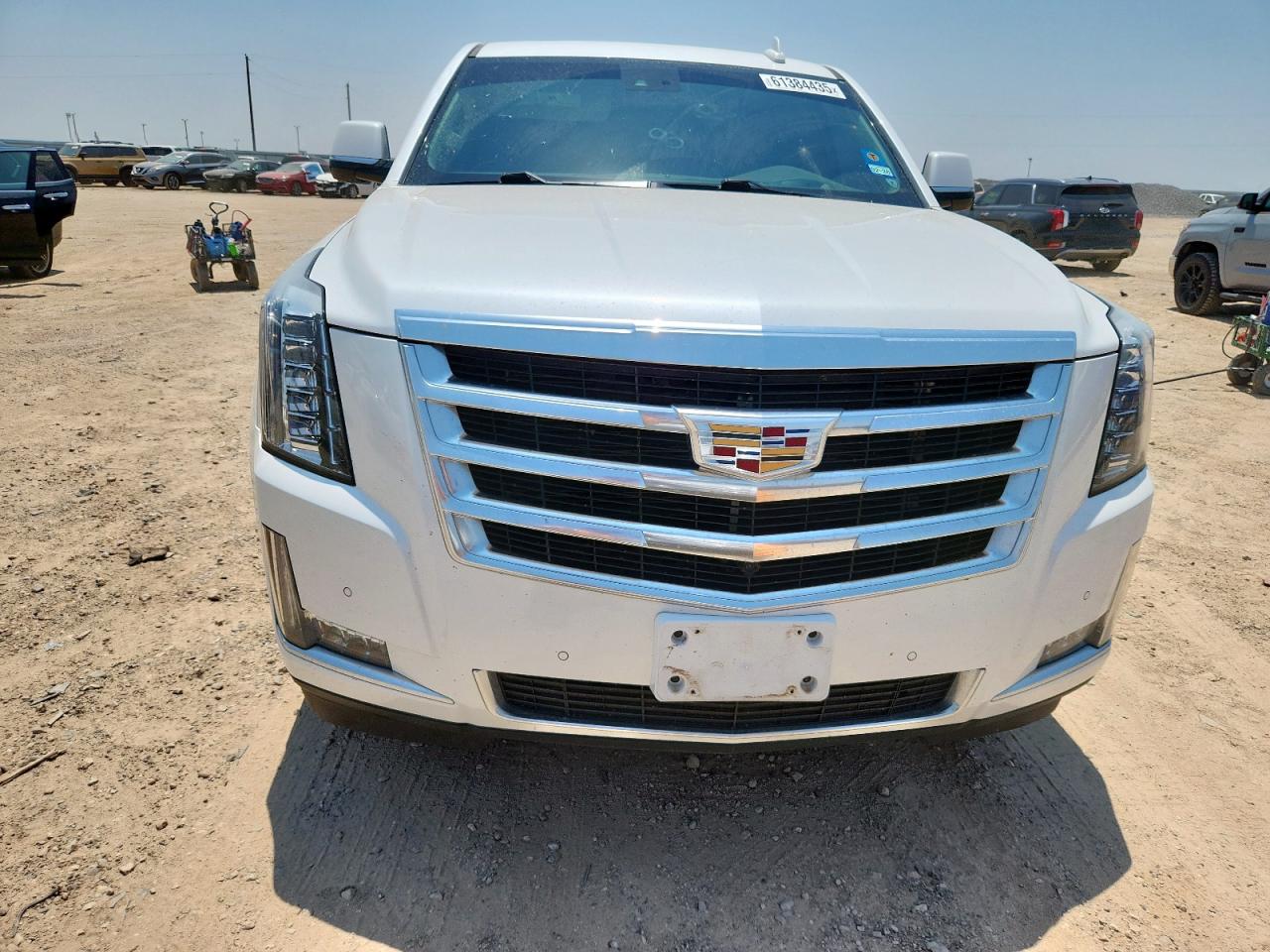 CADILLAC ESCALADE LUXURY