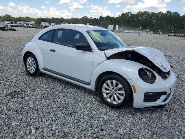 2018 VOLKSWAGEN BEETLE S 3VWFD7AT0JM703383