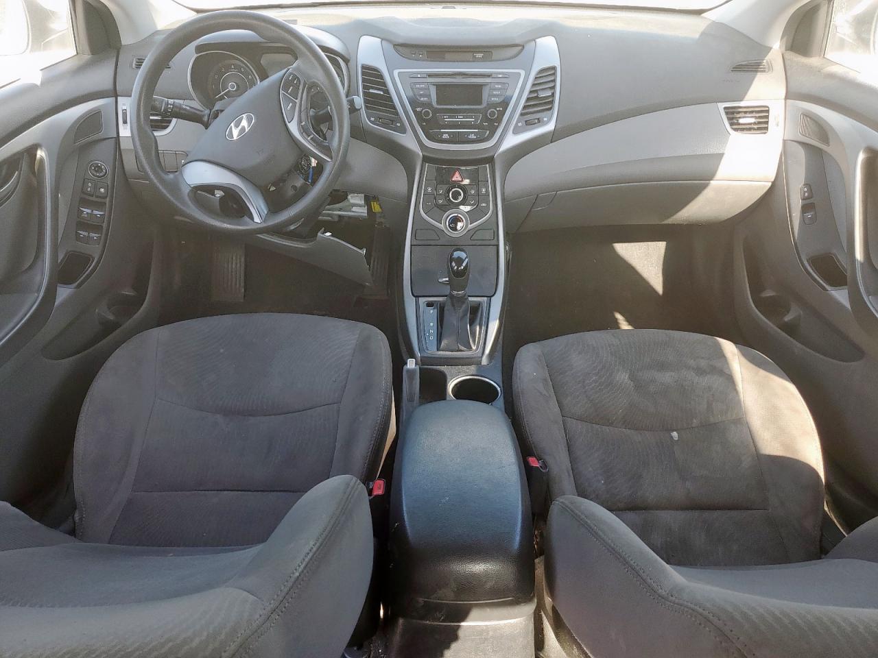 Hyundai Elantra se 2016