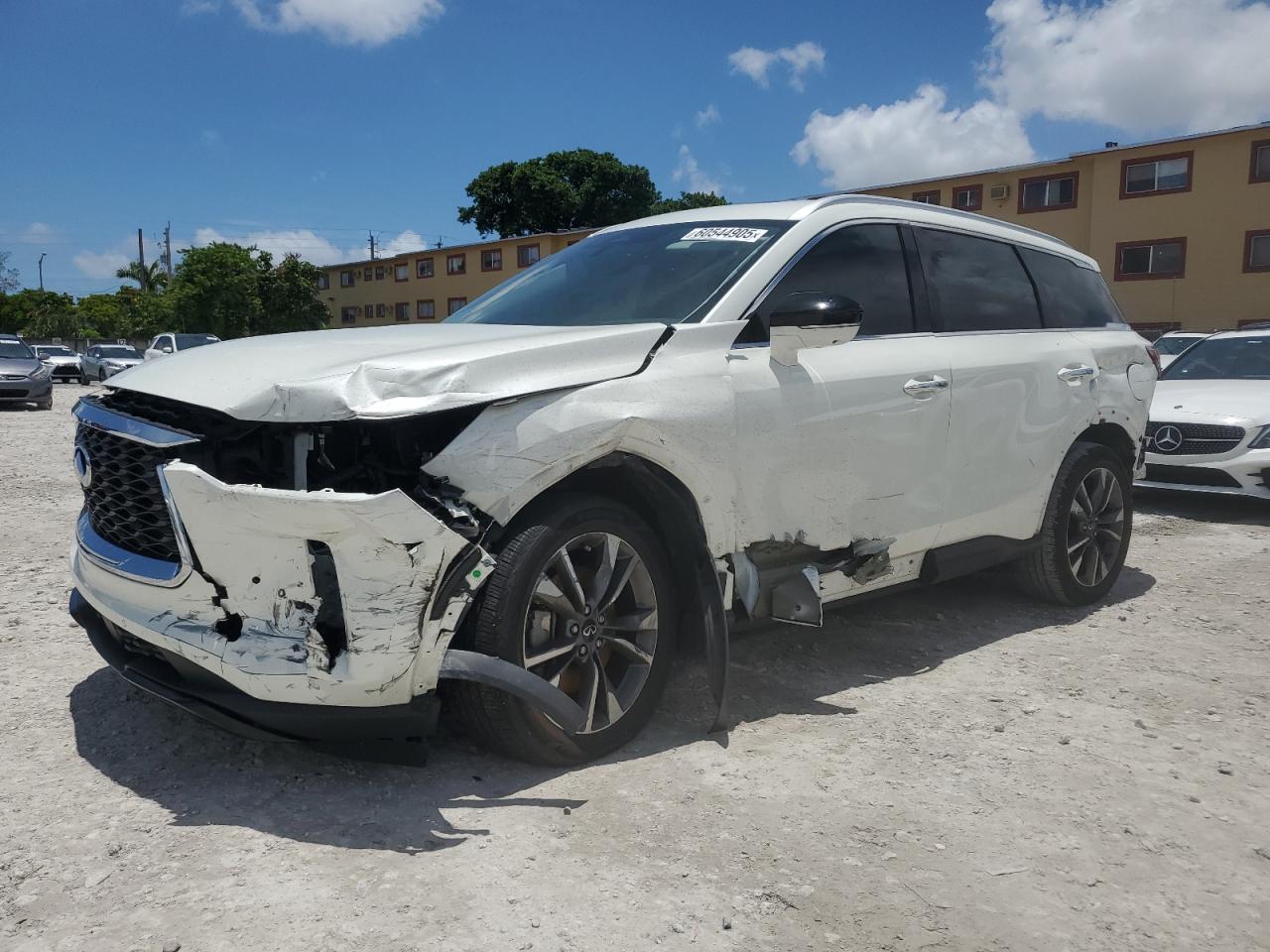 INFINITI QX60 LUXE