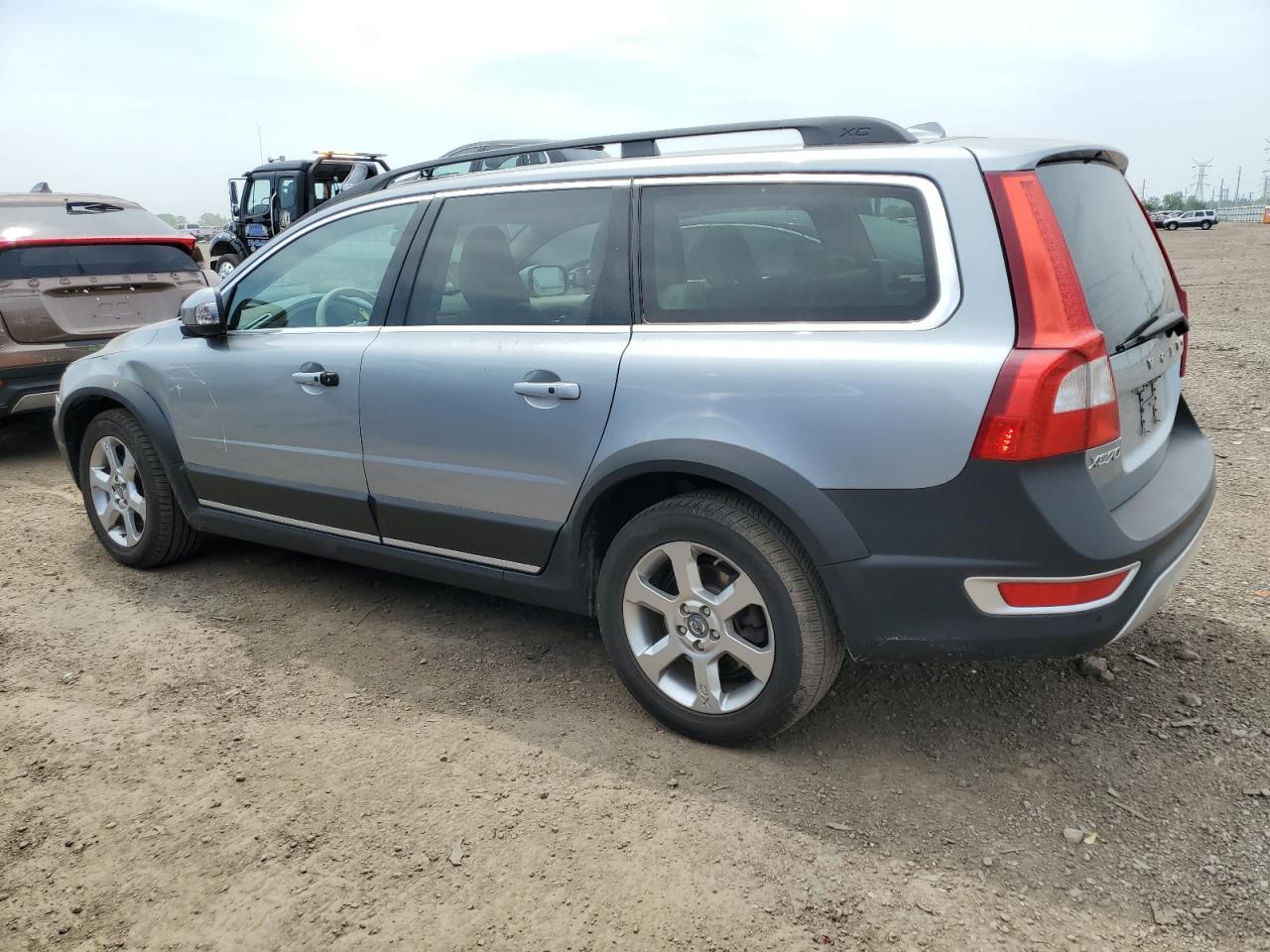 VOLVO XC70 3.2