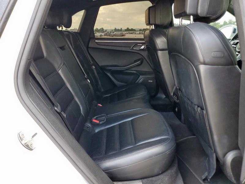 2017 PORSCHE MACAN GTS - WP1AG2A51HLB56496