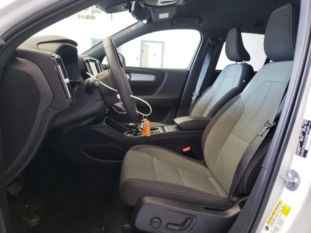 2023 VOLVO XC40 CORE YV4L12UK3P2959552