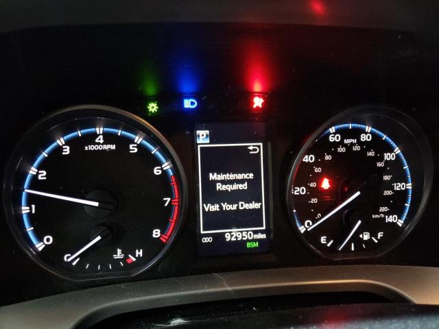 2018 TOYOTA RAV4 ADVEN JTMRFREV8JJ228516