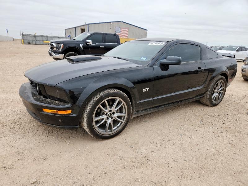 FORD MUSTANG GT