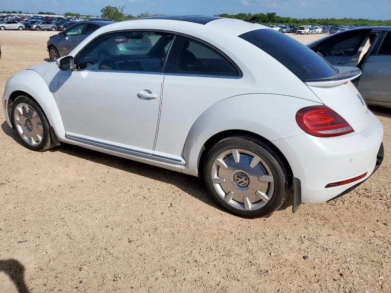 2019 VOLKSWAGEN BEETLE SE 3VWJD7AT7KM720483