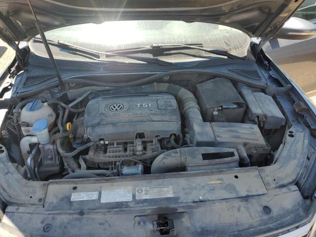 2017 VOLKSWAGEN PASSAT R-L 1VWDT7A33HC025833