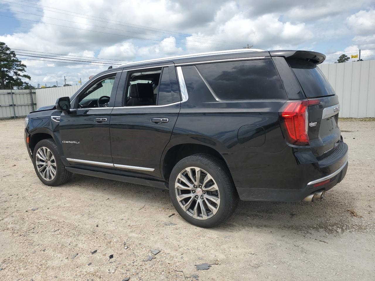 GMC YUKON DENALI