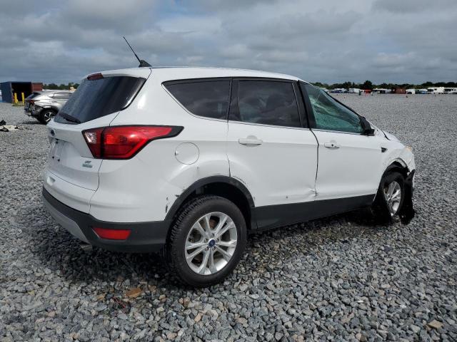 2019 FORD ESCAPE SE - 1FMCU0GD0KUB81800