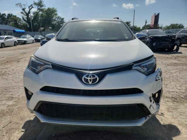 2016 TOYOTA RAV4 SE JTMNFREV8GJ067348