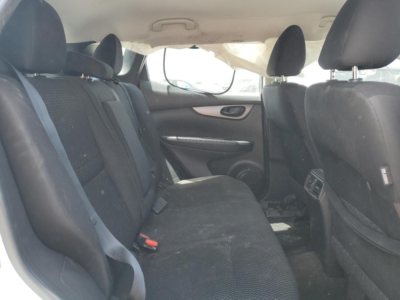 NISSAN ROGUE SPORT S