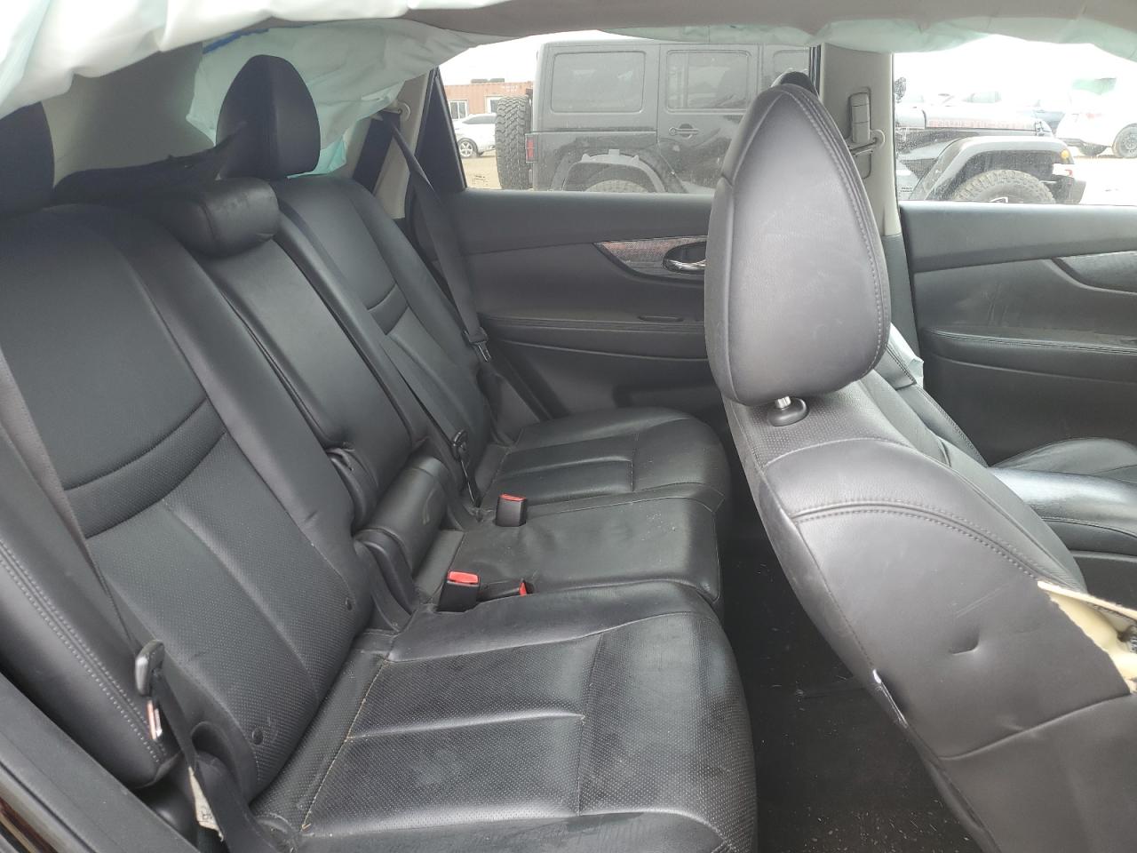 Nissan Rogue s 2015