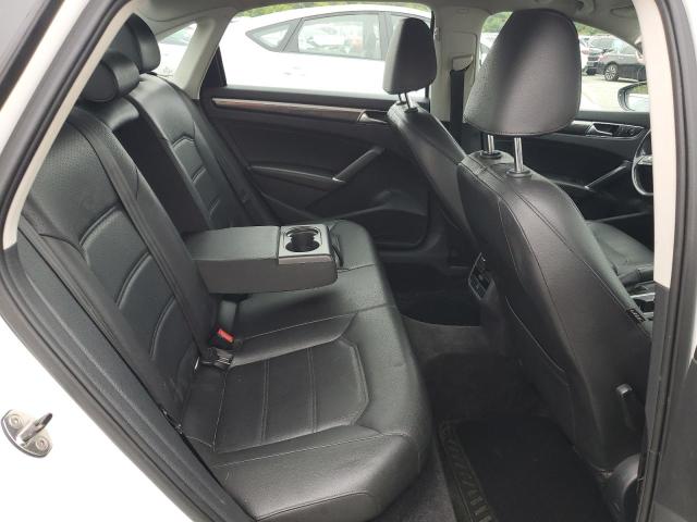 2016 VOLKSWAGEN PASSAT SE 1VWBT7A35GC063084