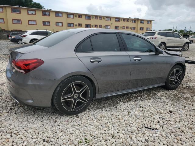 Vin: wdd3g4eb1kw031726, lot: 59868105, mercedes-benz a-class 220 20193