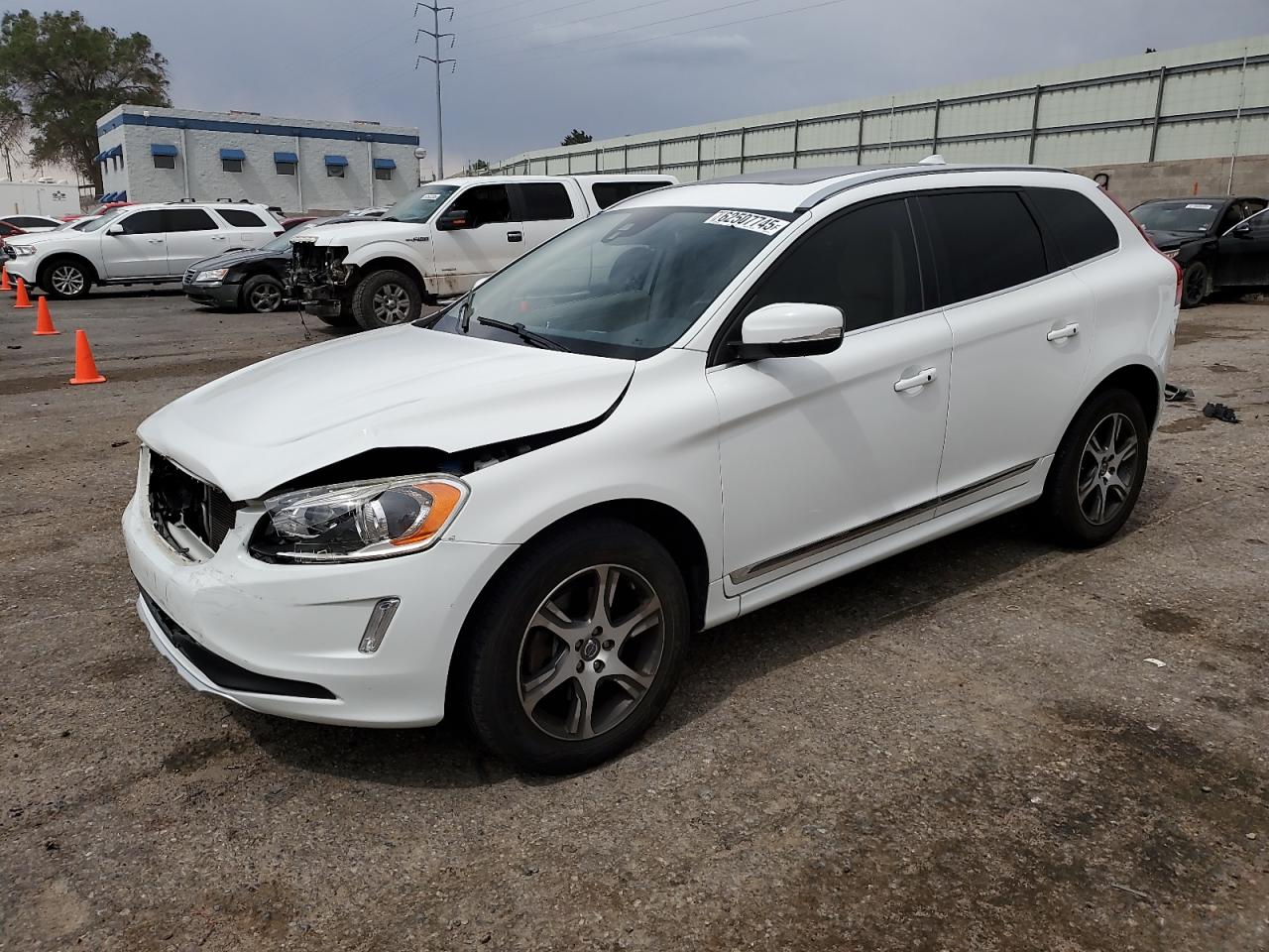 VOLVO XC60 T6