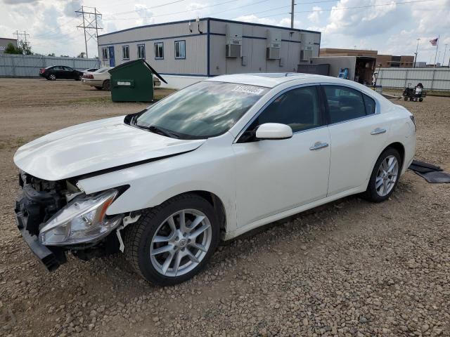 NISSAN MAXIMA S
