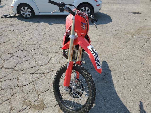HONDA CRF450 R 2024 JH2PE0738RK700650 photo #3