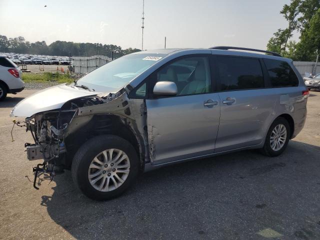 Vin: 5tdyk3dc0ds357281, lot: 61640645, toyota all models xle 2013 img_1