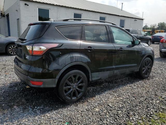 Vin: 1fmcu9gd5jud40619, lot: 59807035, ford escape se 20183