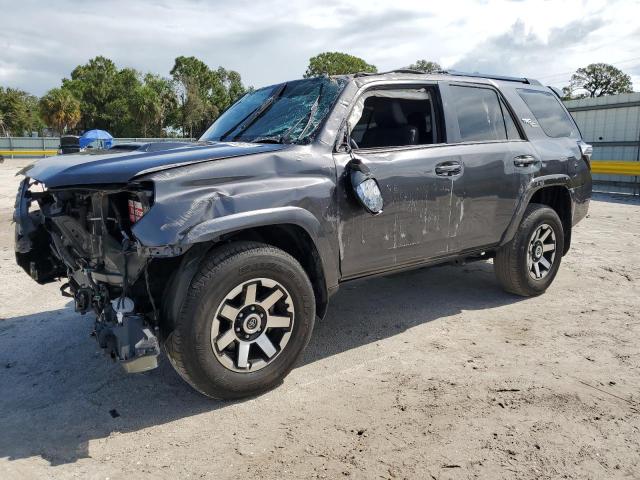 TOYOTA 4RUNNER SR