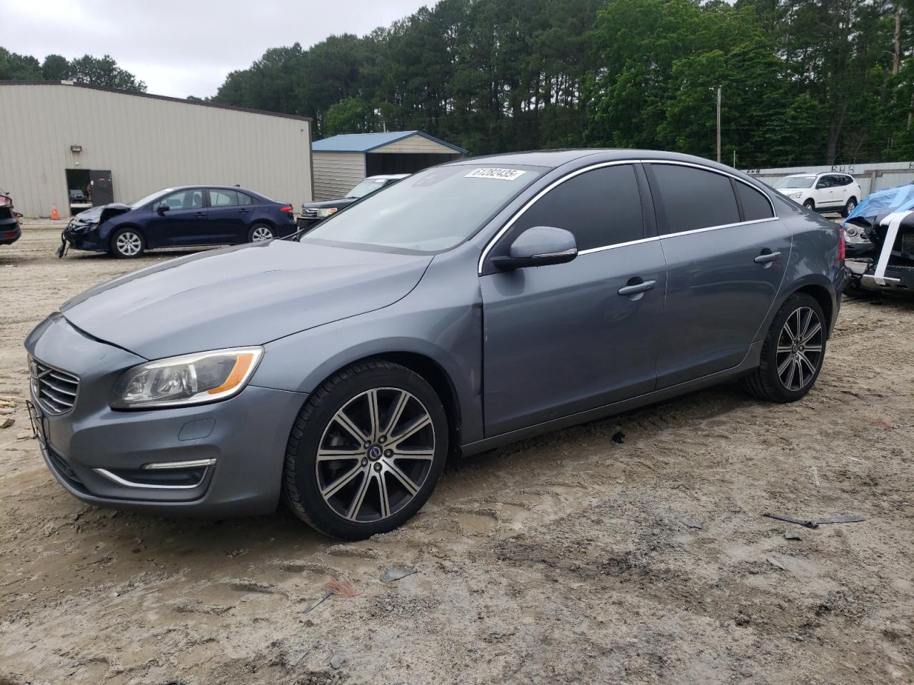 VOLVO S60 PLATINUM