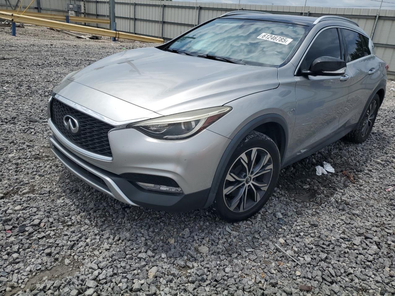 INFINITI QX30 BASE
