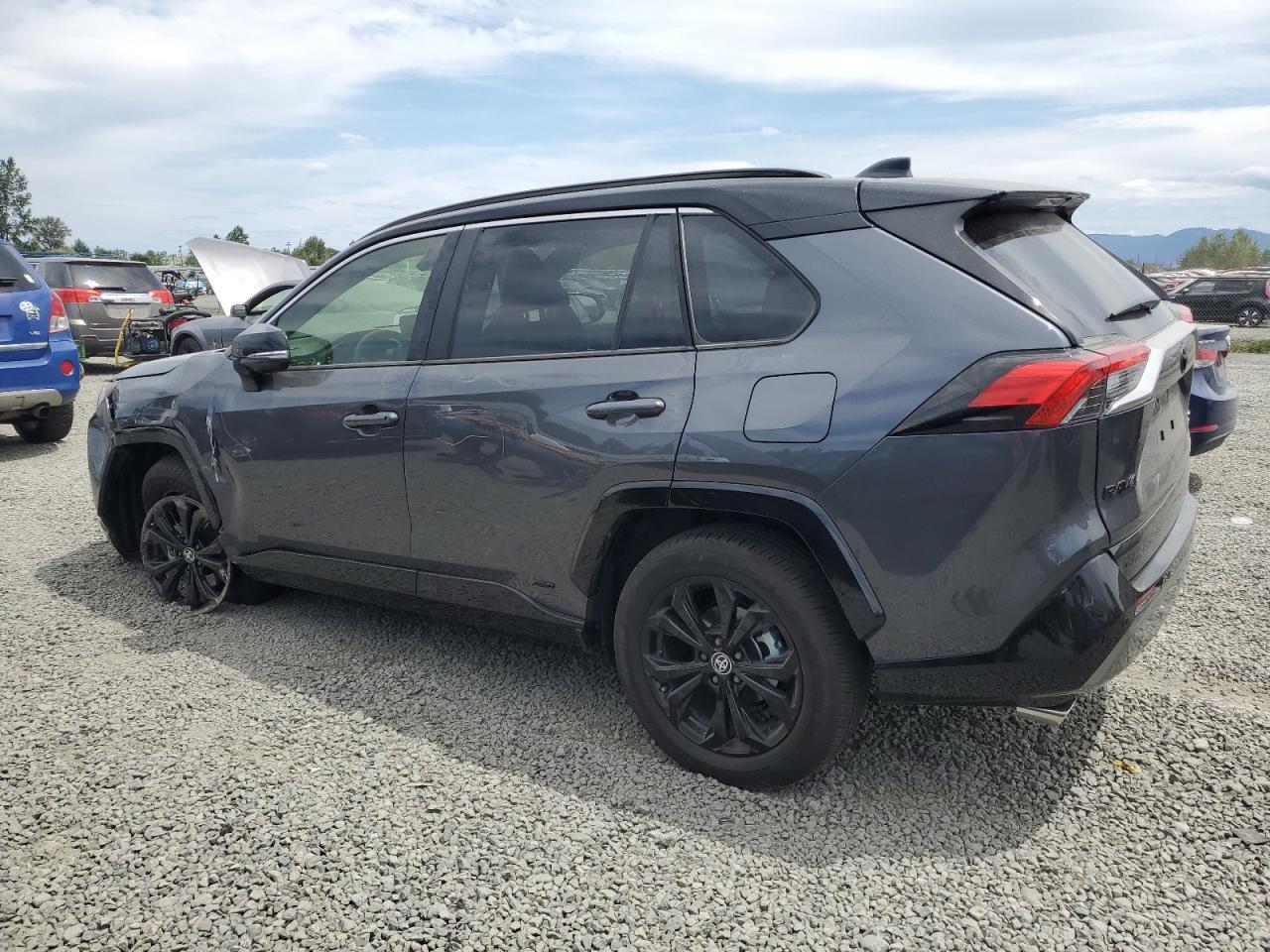 TOYOTA RAV4 XSE
