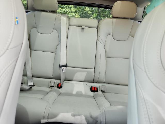 2022 VOLVO XC60 T8 RE - YV4H60DLXN1050120