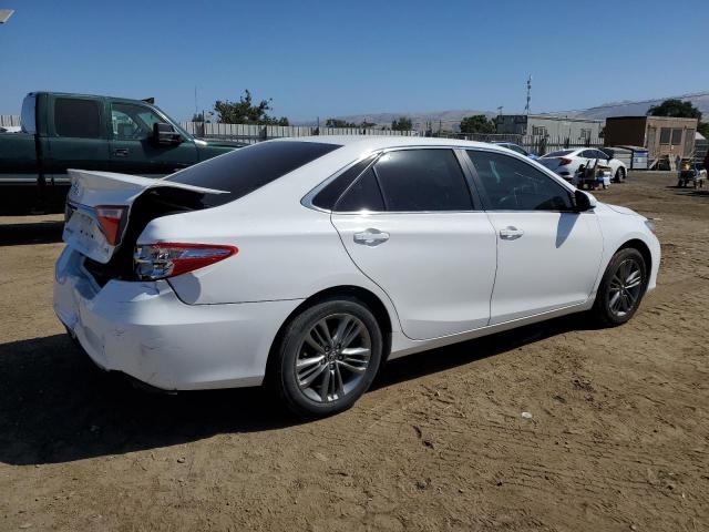 Vin: 4t1bf1fk2hu321351, lot: 61845255, toyota camry le 20173