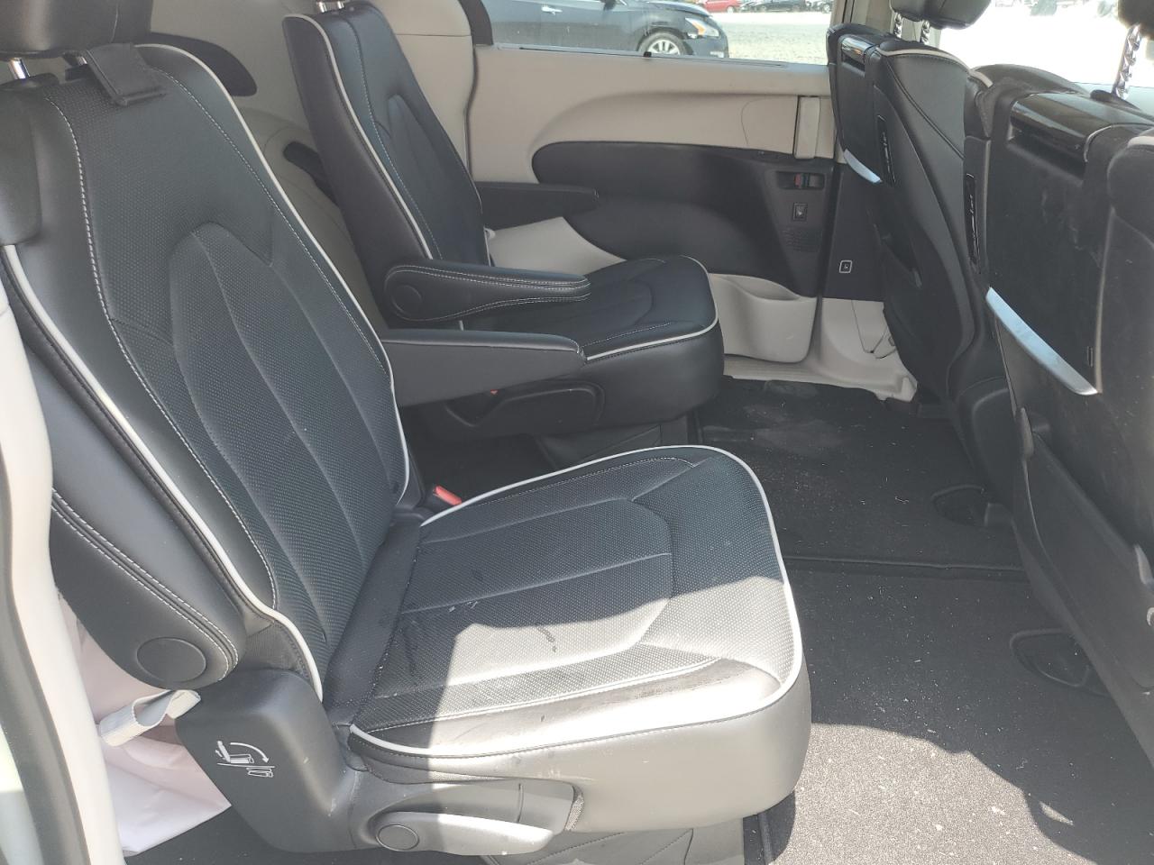 CHRYSLER PACIFICA LIMITED