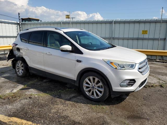 Vin: 1fmcu0jd7hud82739, lot: 61233755, ford escape titanium 20174