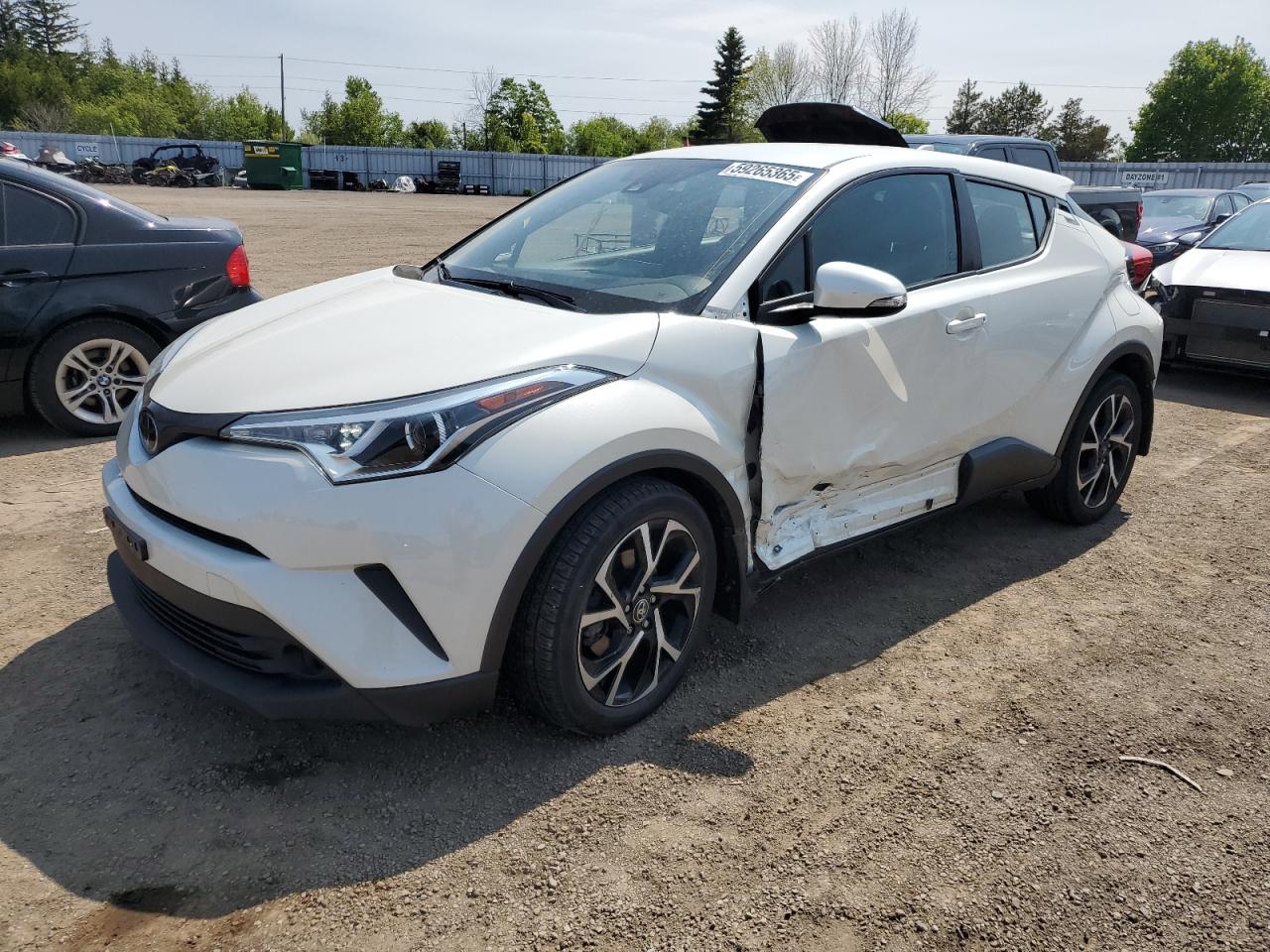 TOYOTA C-HR XLE