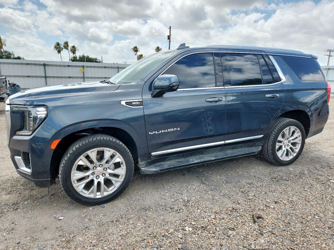GMC YUKON SLT