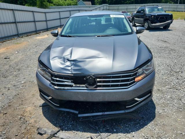 2017 VOLKSWAGEN PASSAT SE - 1VWBT7A32HC019903