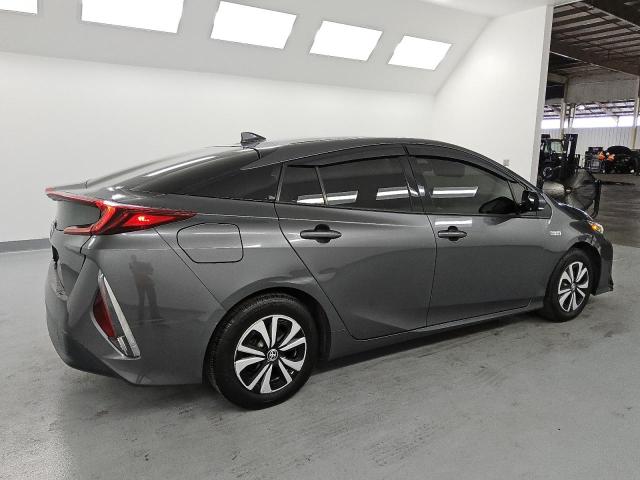 Vin: jtdkarfp6h3052788, lot: 58489475, toyota prius 20173