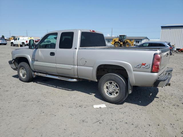 CHEVROLET SILVERADO 2006 tan 4dr ext diesel 1GCHK29286E116409 photo #3