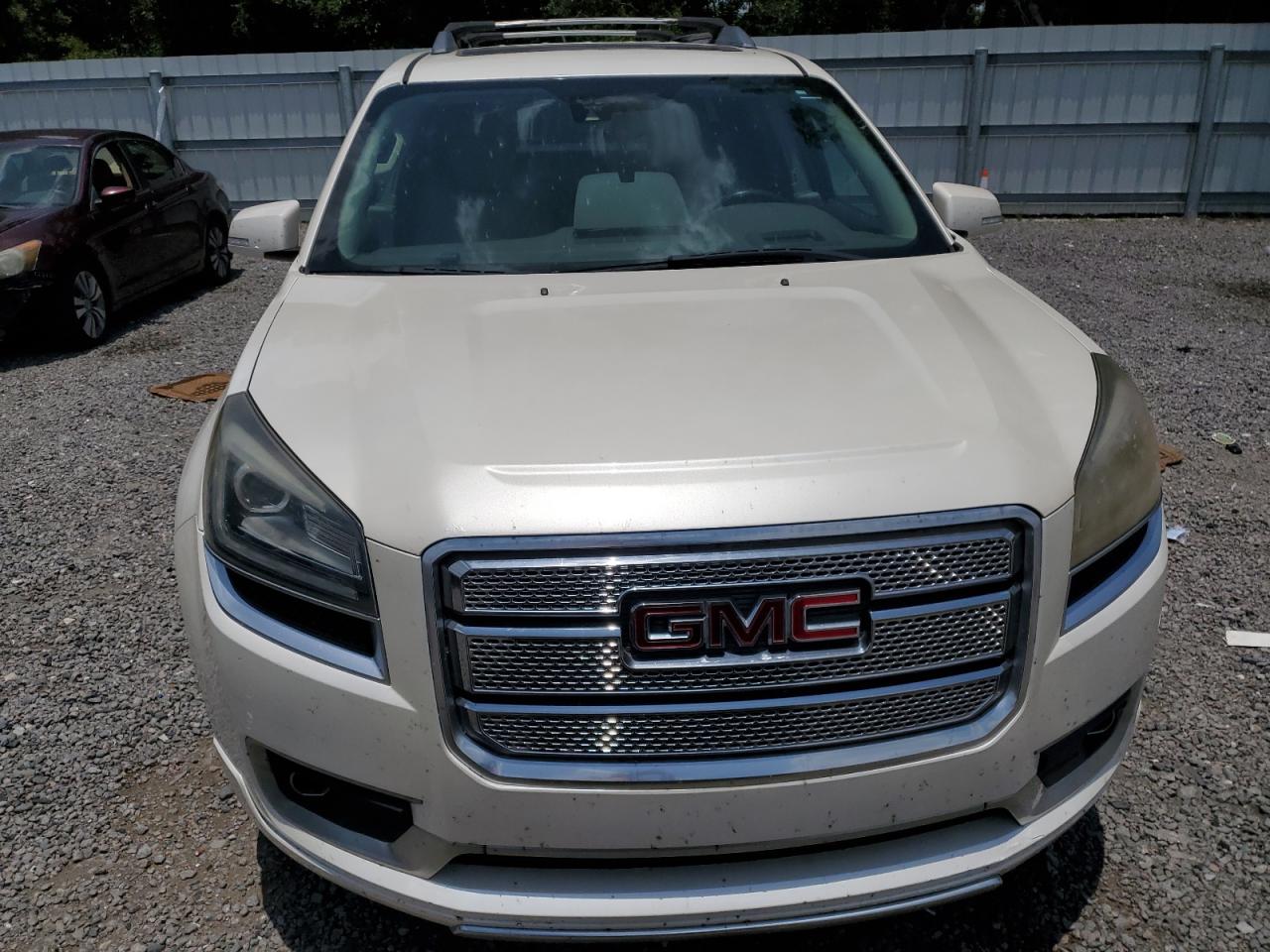 GMC ACADIA DENALI