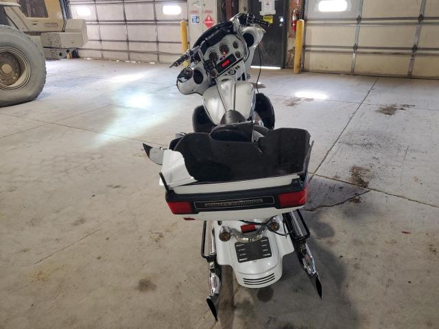 2009 HARLEY-DAVIDSON FLHTCU 1HD1FC4139Y672137