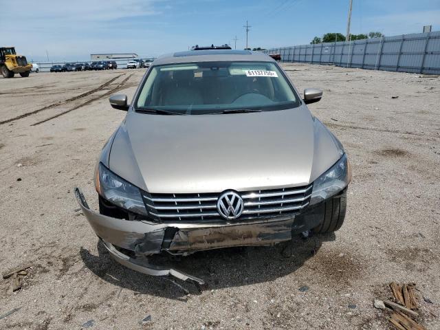 2015 VOLKSWAGEN PASSAT SEL 1VWCV7A34FC098230