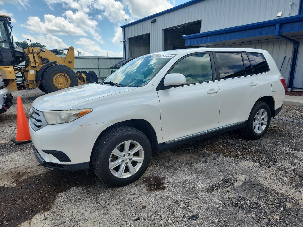 TOYOTA HIGHLANDER BASE