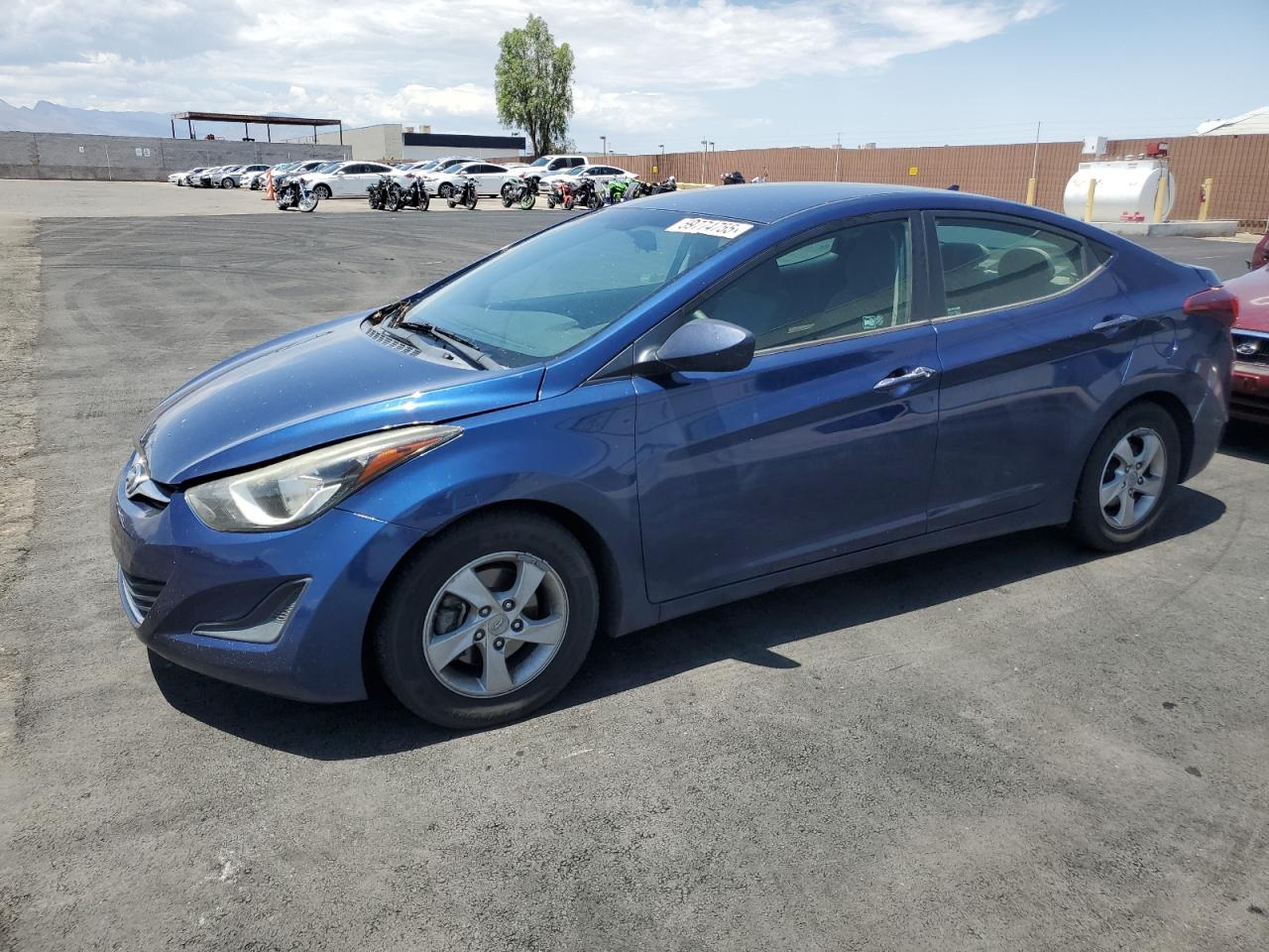 HYUNDAI ELANTRA SE