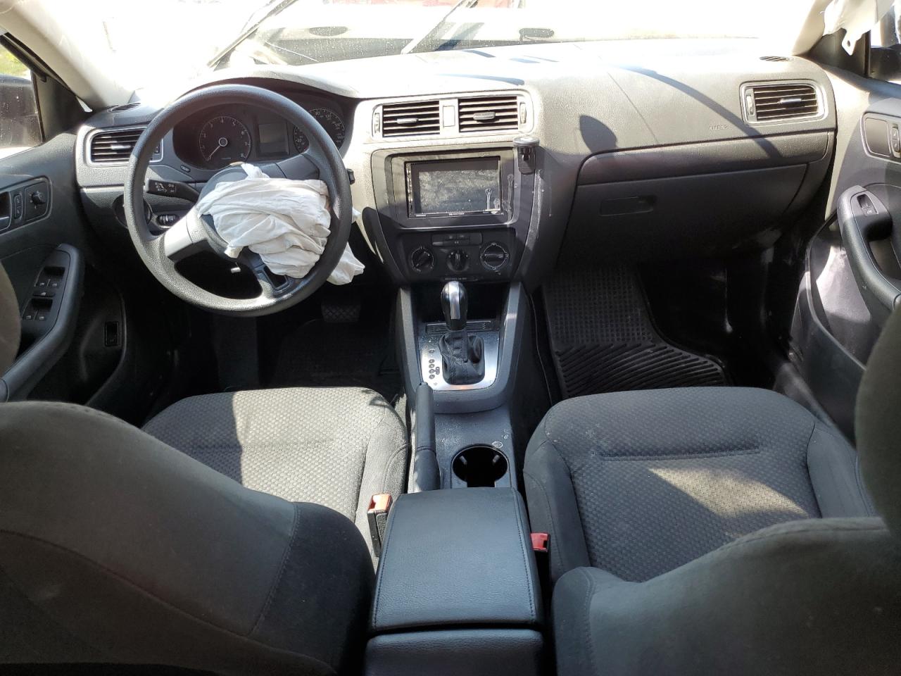 Volkswagen Jetta base 2014