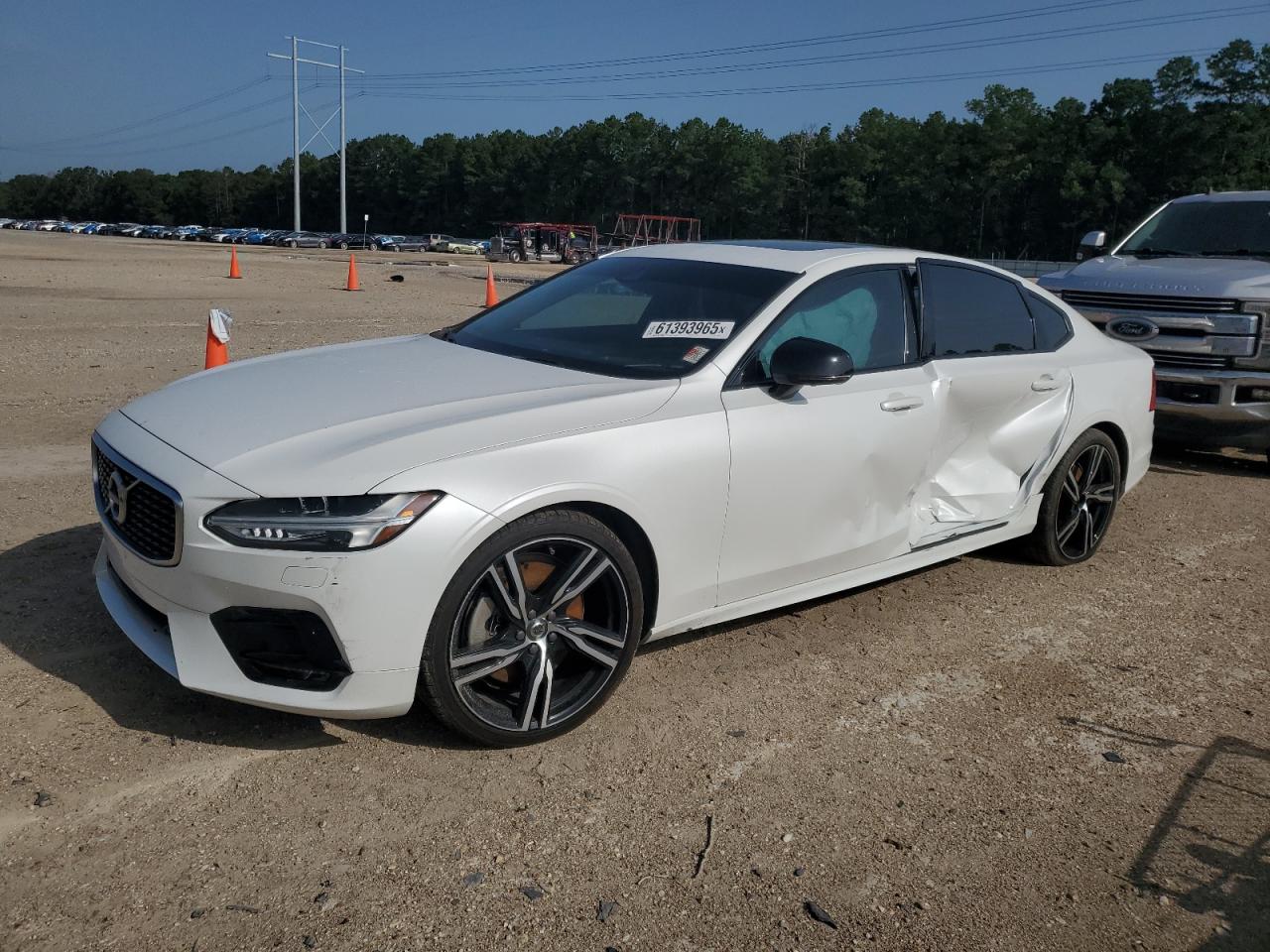 VOLVO S90 T6 OCEAN RACE